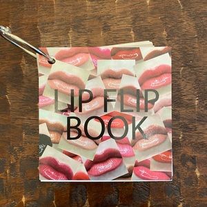 LipSense Flip Book